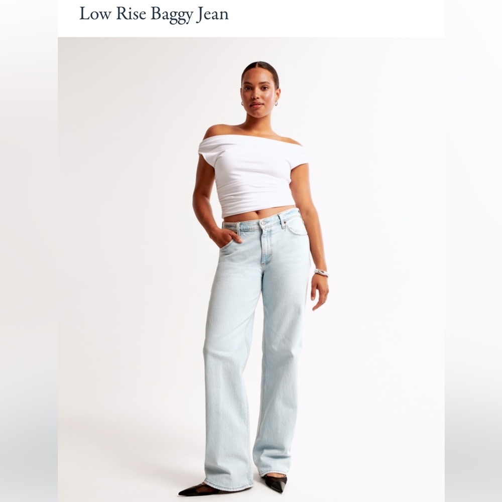 Low Rise Jeans - Picture 3 of 3